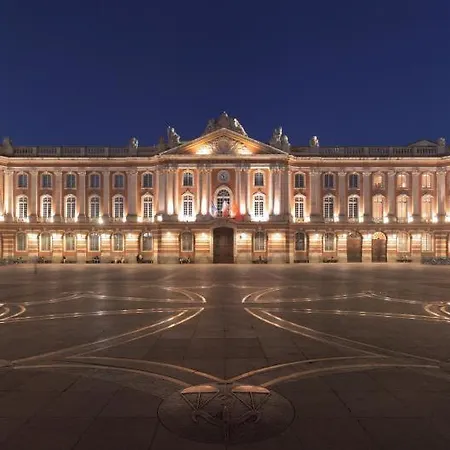 Magnifique Grand Entier Avec Piscine Et Vue
