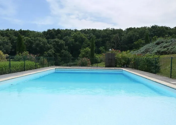 Magnifique Grand Entier Avec Piscine Et Vue