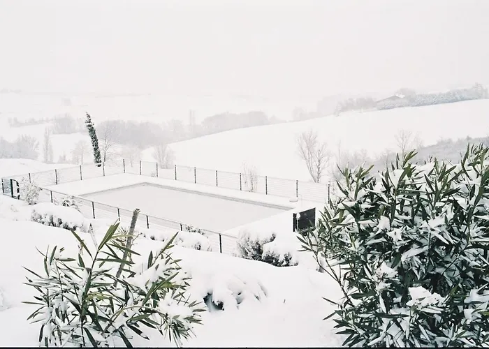 Magnifique Grand Entier Avec Piscine Et Vue Villa